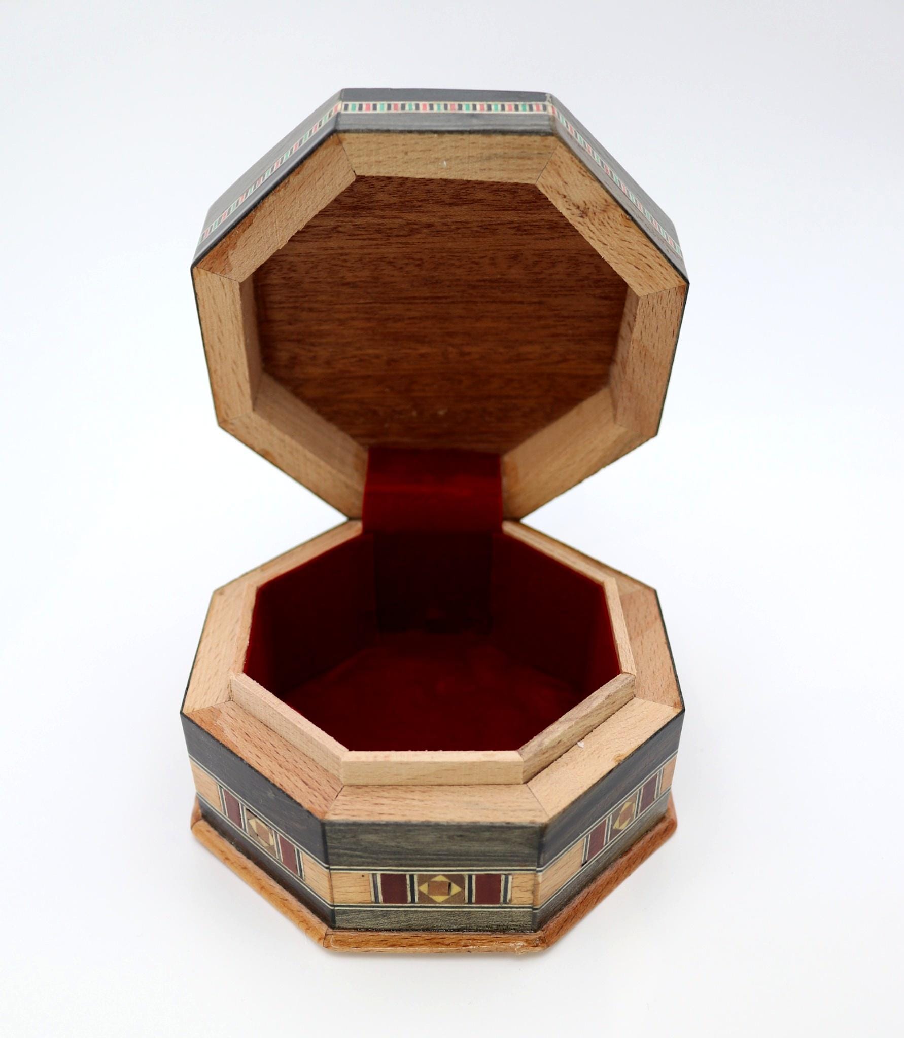 il_fullxfull.6764227573_60mq Boîte en mosaïque octogonale