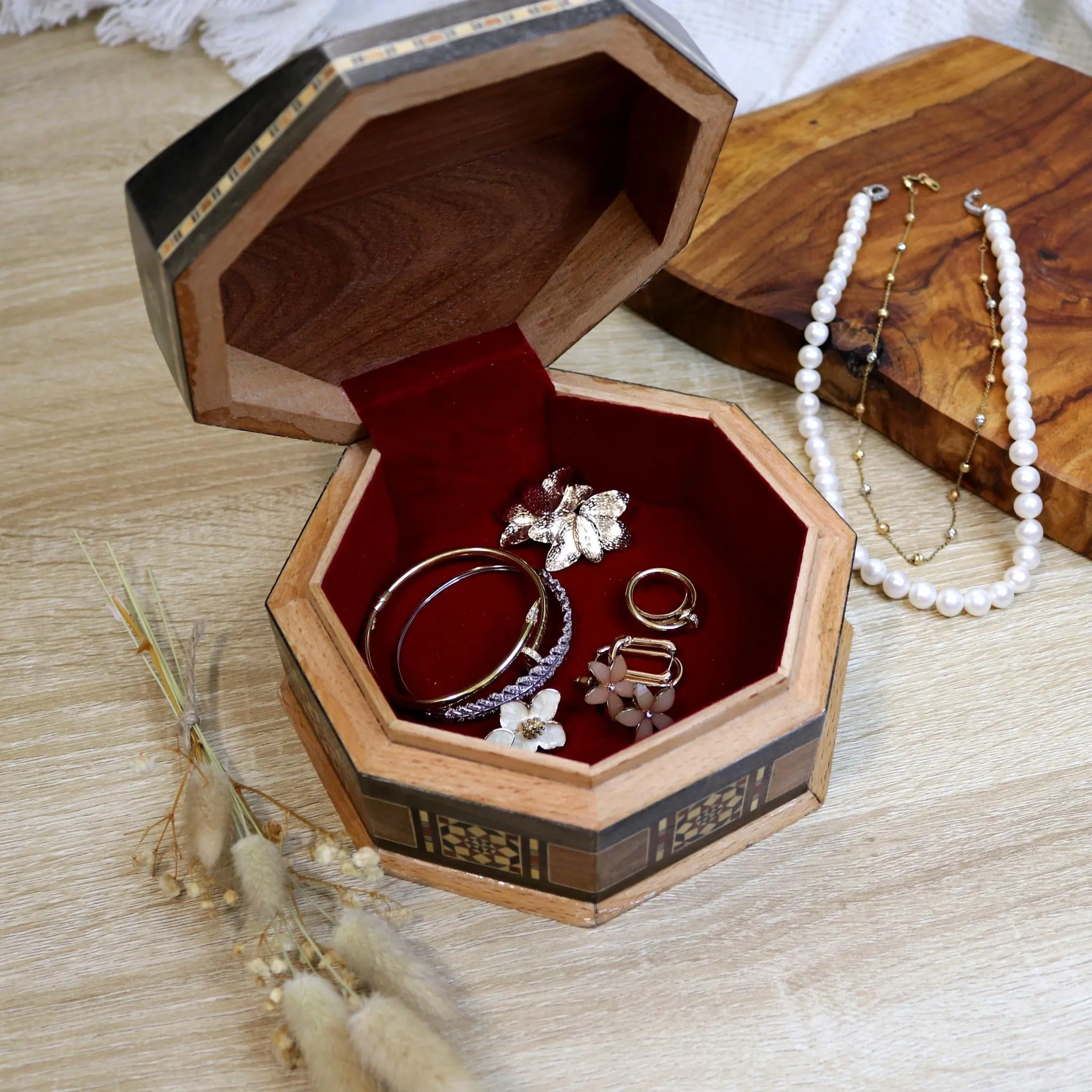 il_fullxfull.6764250195_492q Boîte à bijoux octogonale