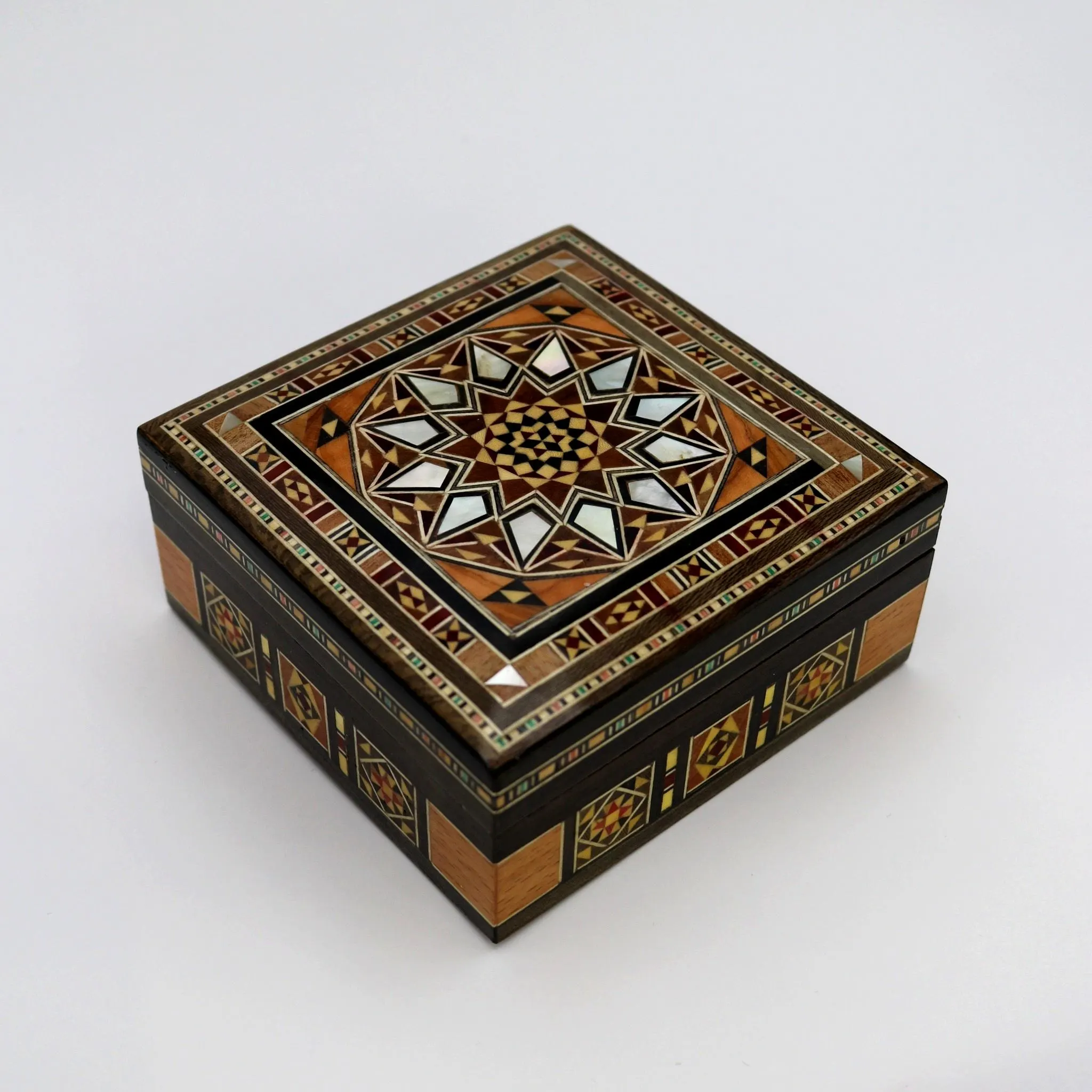 Boite à bijoux carrée