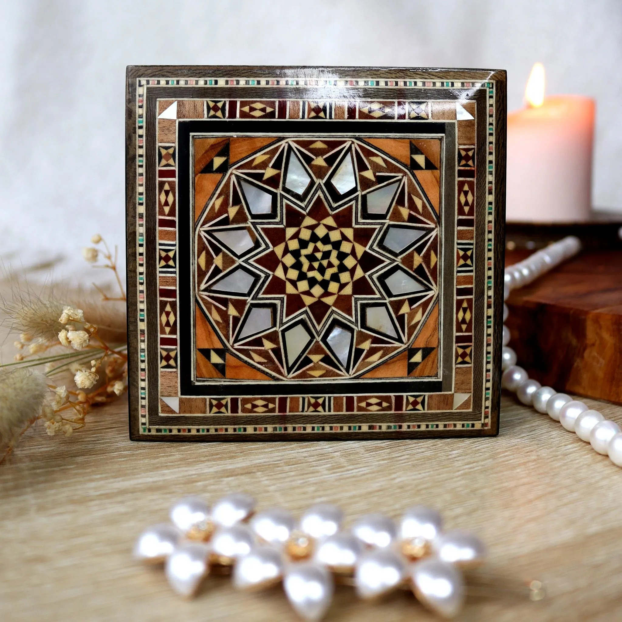 Boîte à bijoux carrée