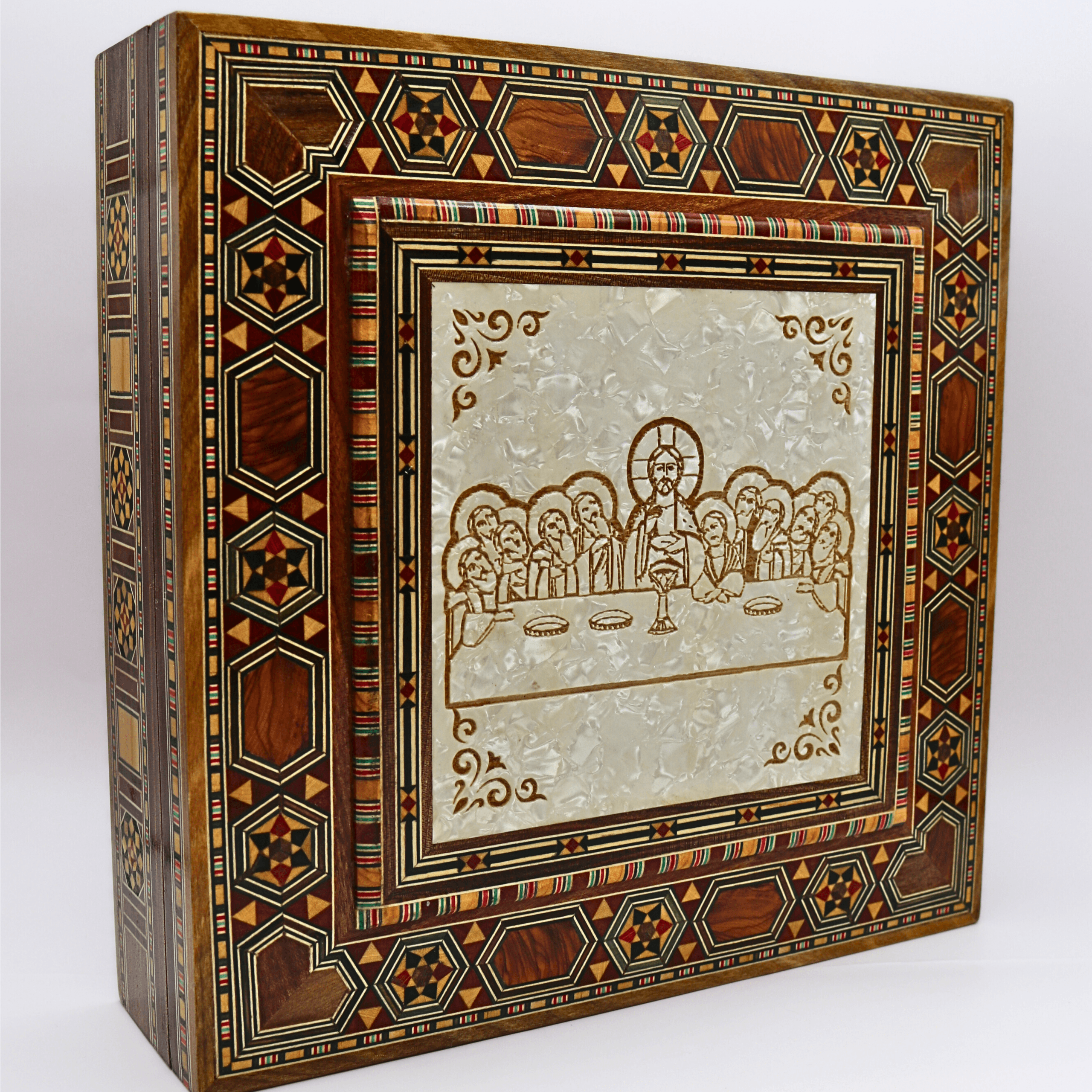 Boîte en marqueterie (Motif de la Cène)