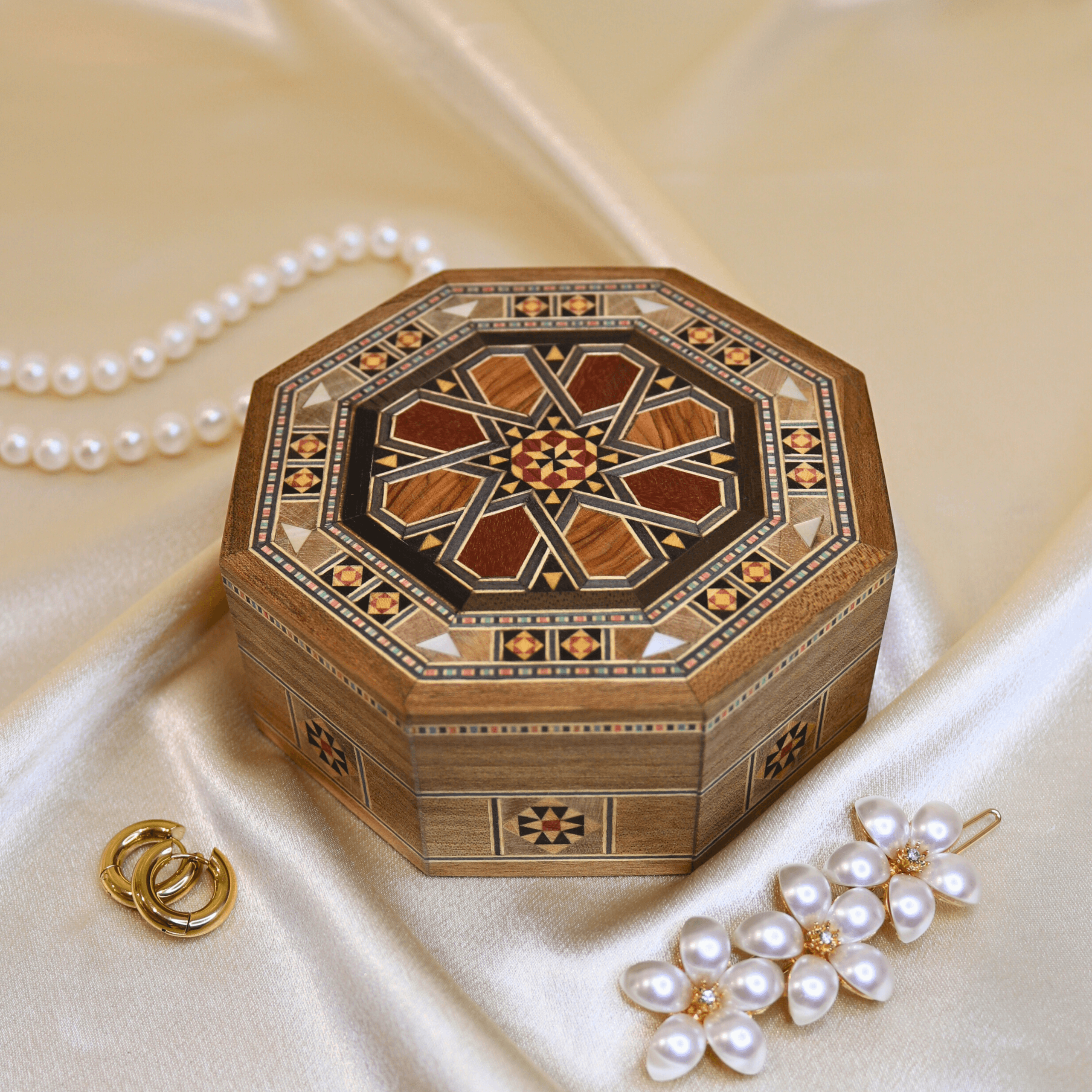 Moyenne boîte en marqueterie octogonale 2 Moyenne boîte en marqueterie octogonale 2