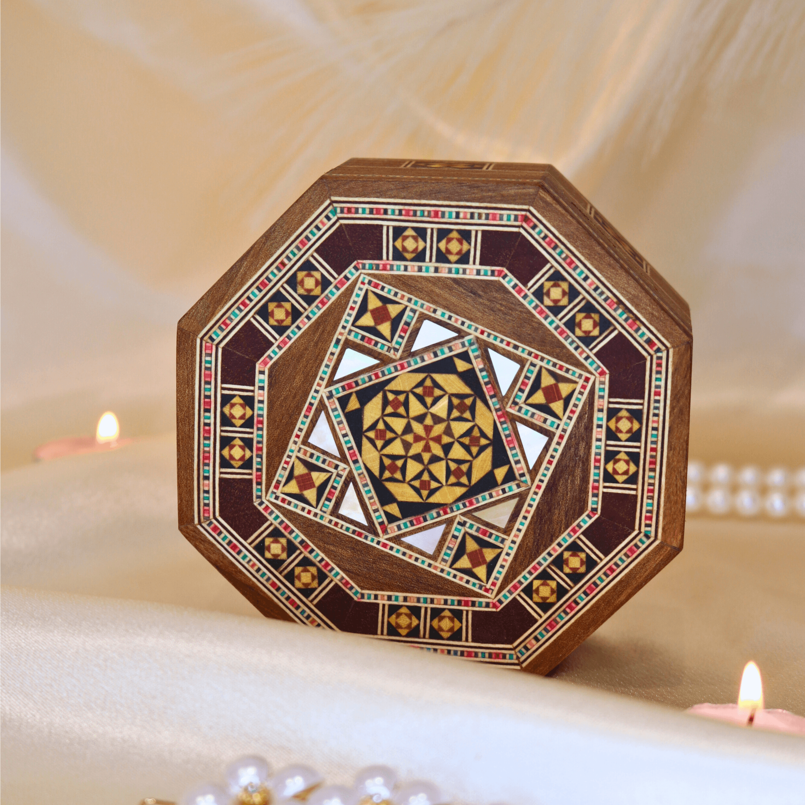 Moyenne boîte à mosaïque octogonale 4 Moyenne boîte à mosaïque octogonale 4