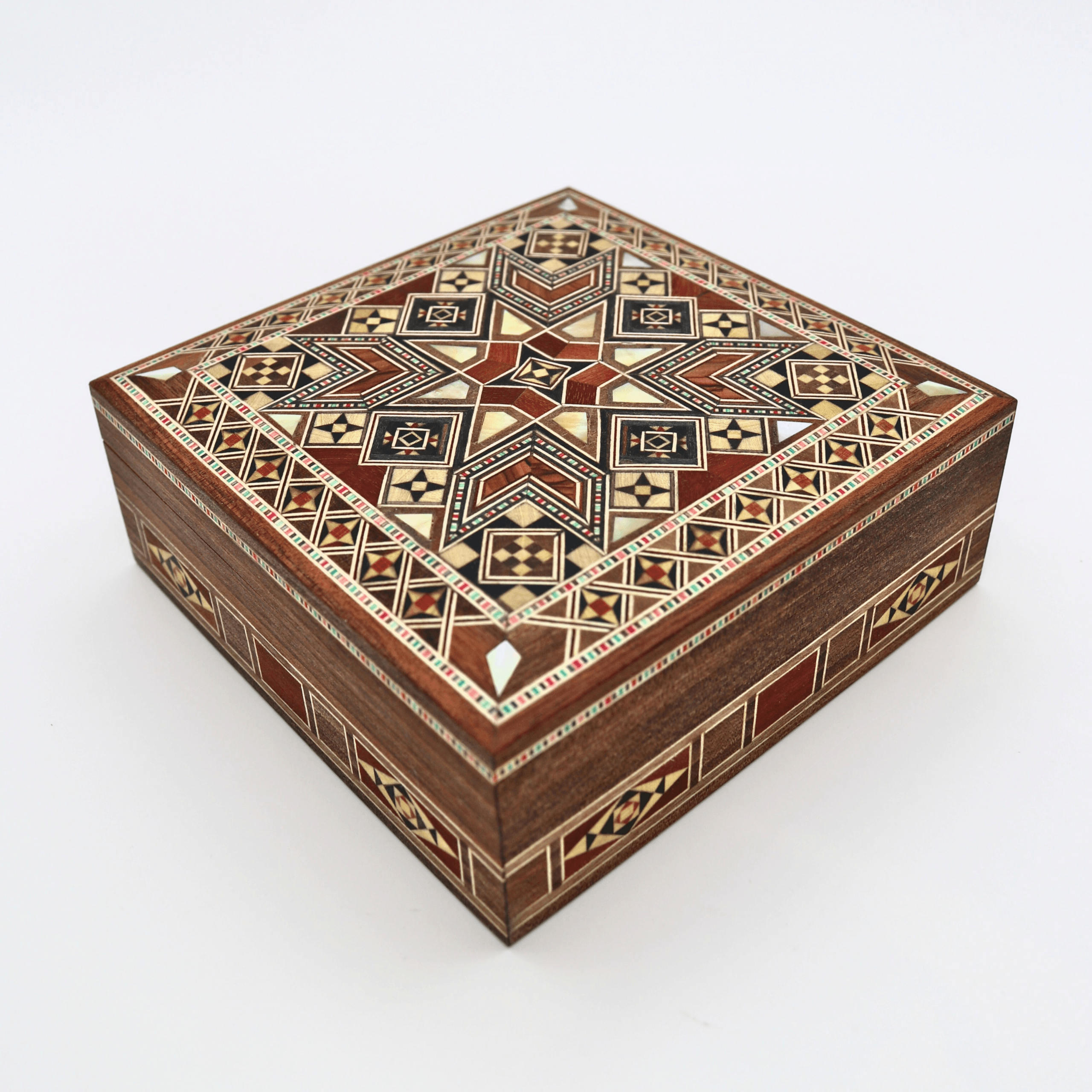 Moyenne boîte en marqueterie traditionnelle carrée 4