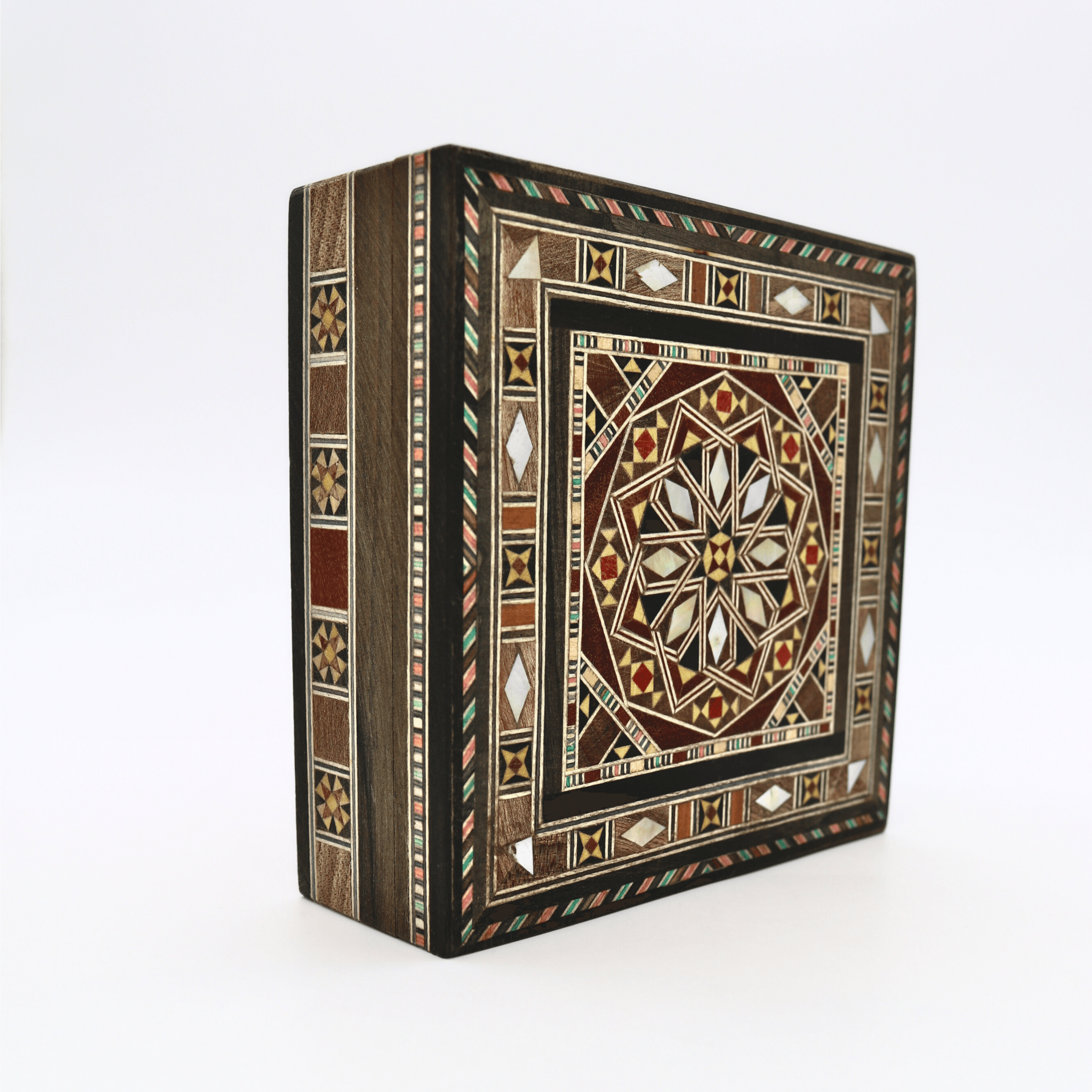 Boîte en marqueterie carrée 4