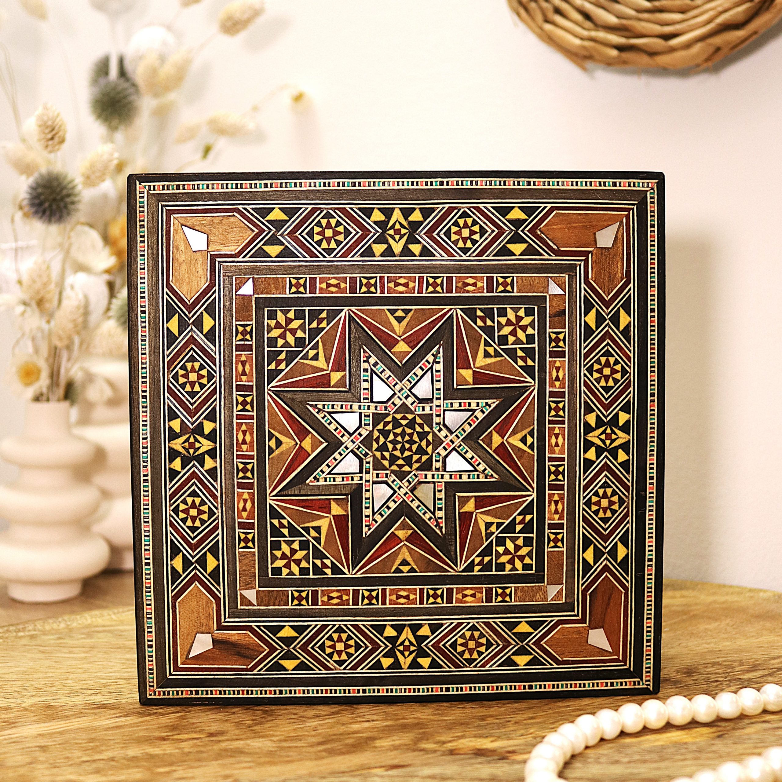 Boîte en marqueterie syrienne - Modèle étoile géométrique