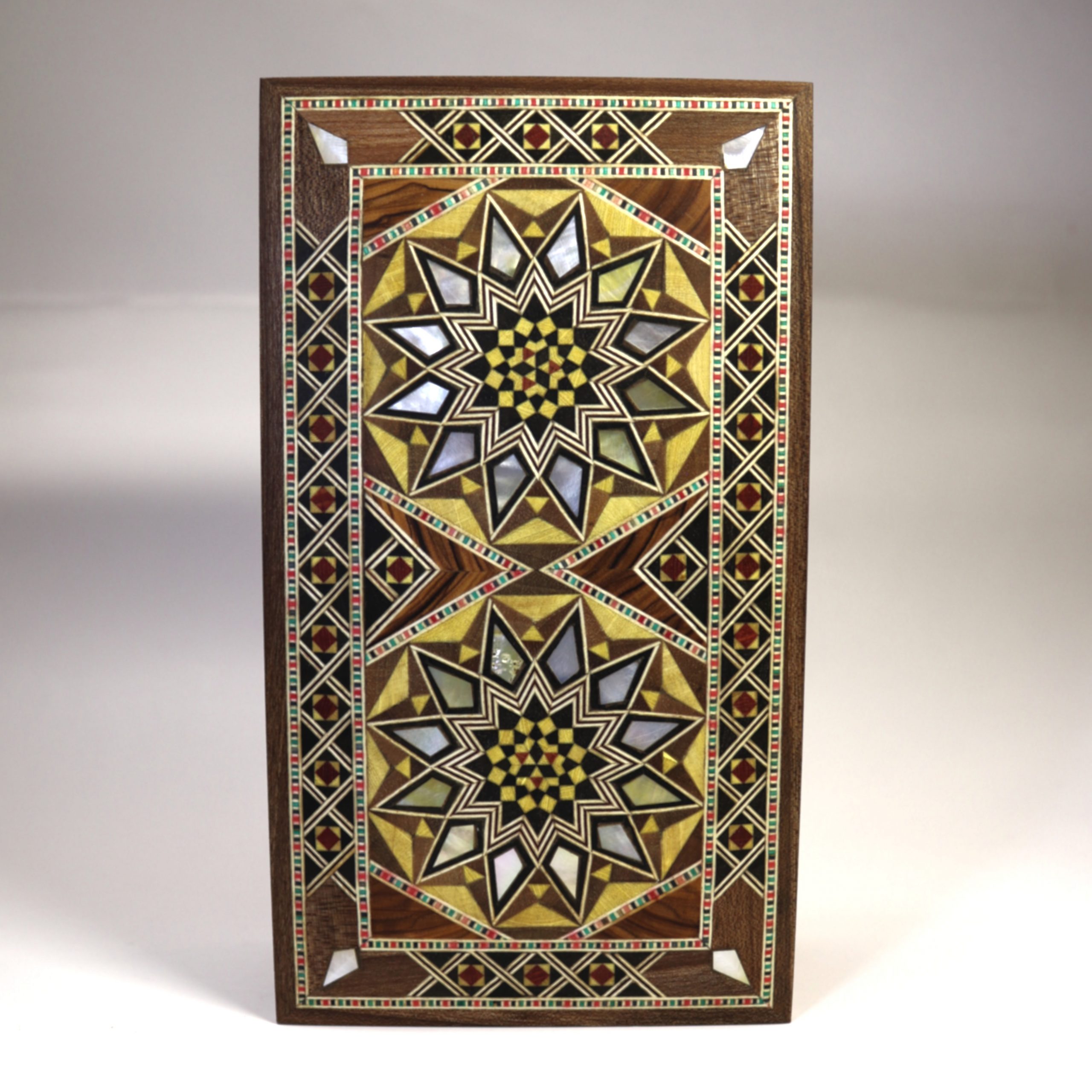 IMG_0528 Boîte en marqueterie rectangulaire 18 cm – Double motif étoilé