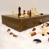 Plateau échecs bois sur coffret jeux marqueterie