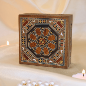 Boite-marqueterie-carree-haute-definition Boîte à mosaïque carrée